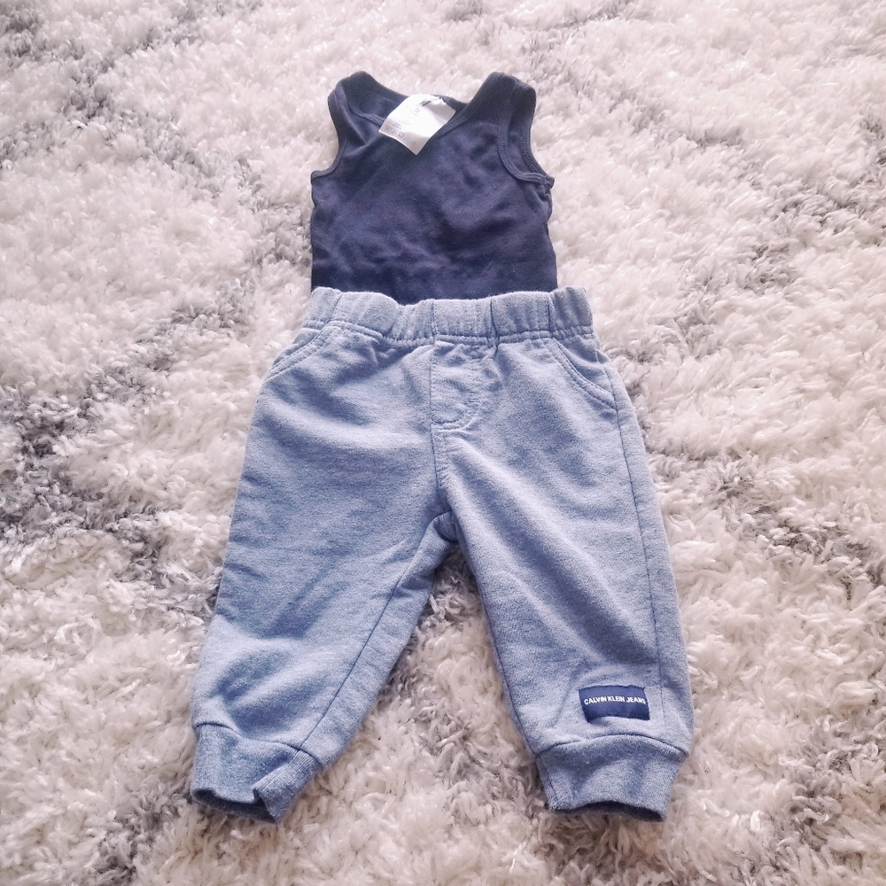 ✨ 2 for $10 ✨ 2 piece outfit
